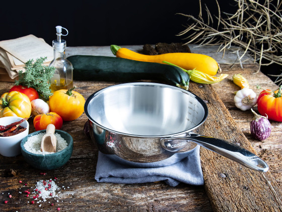 atelier culinaire avec poele cristel inox français